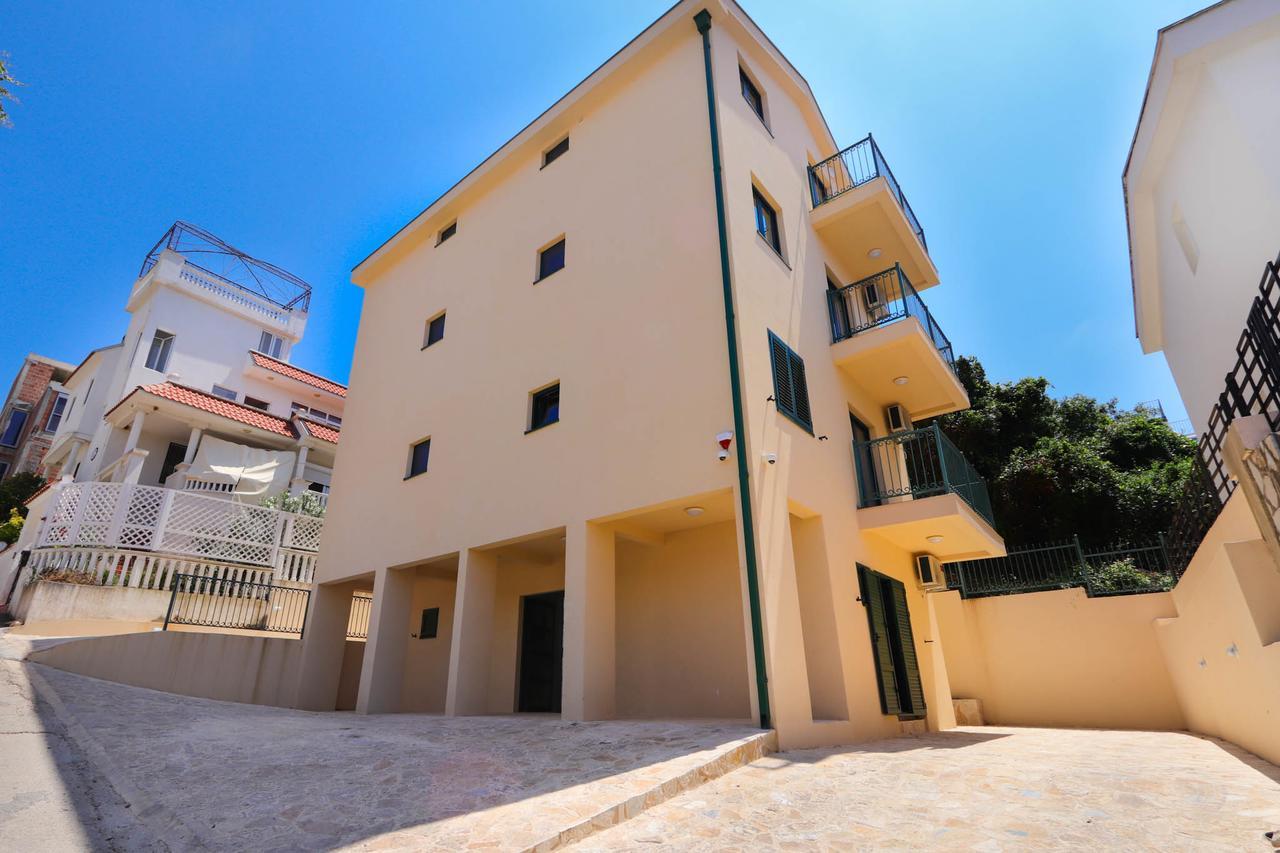 El Mar Apartments Бар Экстерьер фото
