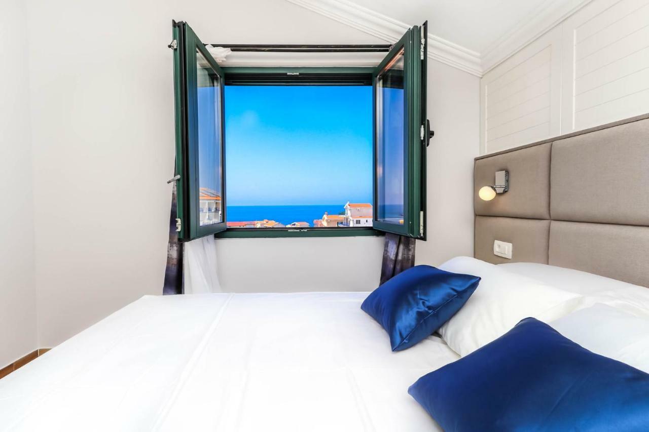 El Mar Apartments Бар Экстерьер фото